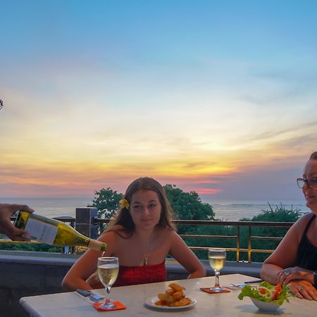 Sulis Beach Hotel & Spa Кута Экстерьер фото